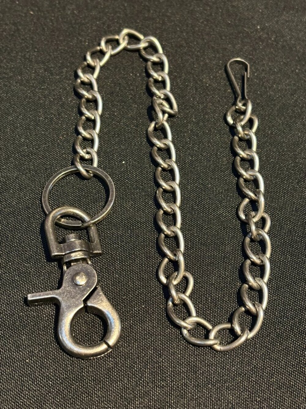 18 " Wallet Chain